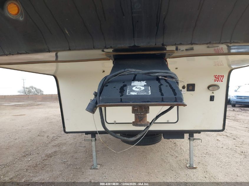 2017 Heartland Elkridge 36' 5Th Wheel VIN: 5SFRG4025HE332135 Lot: 43815630