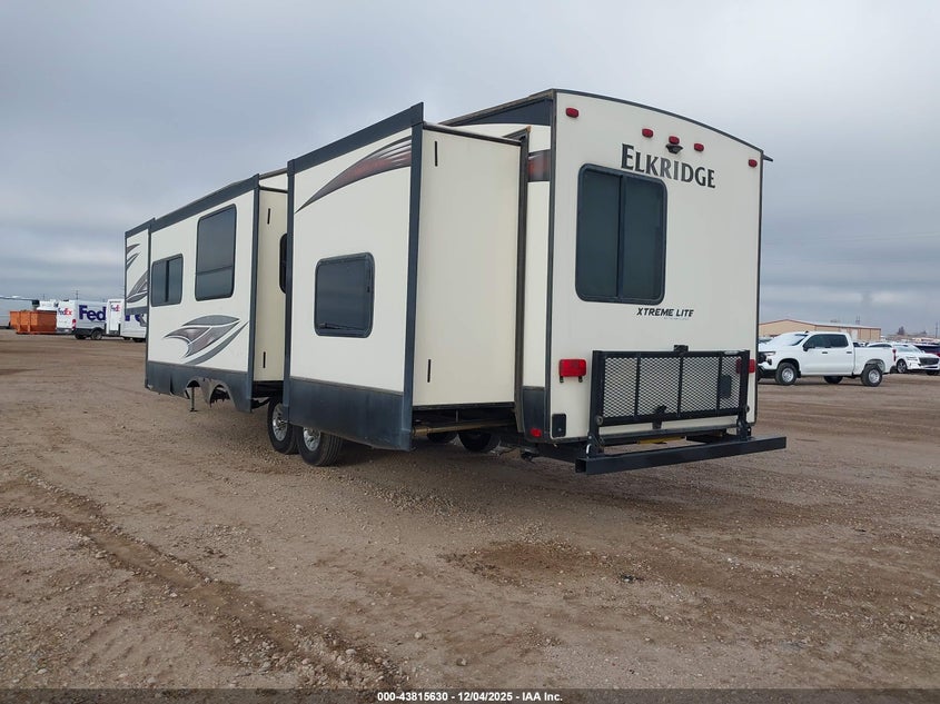 2017 Heartland Elkridge 36' 5Th Wheel