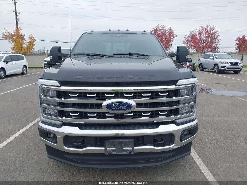 2024 Ford F-350 Chassis Lariat VIN: 1FD8W3HT1REC01631 Lot: 43815648
