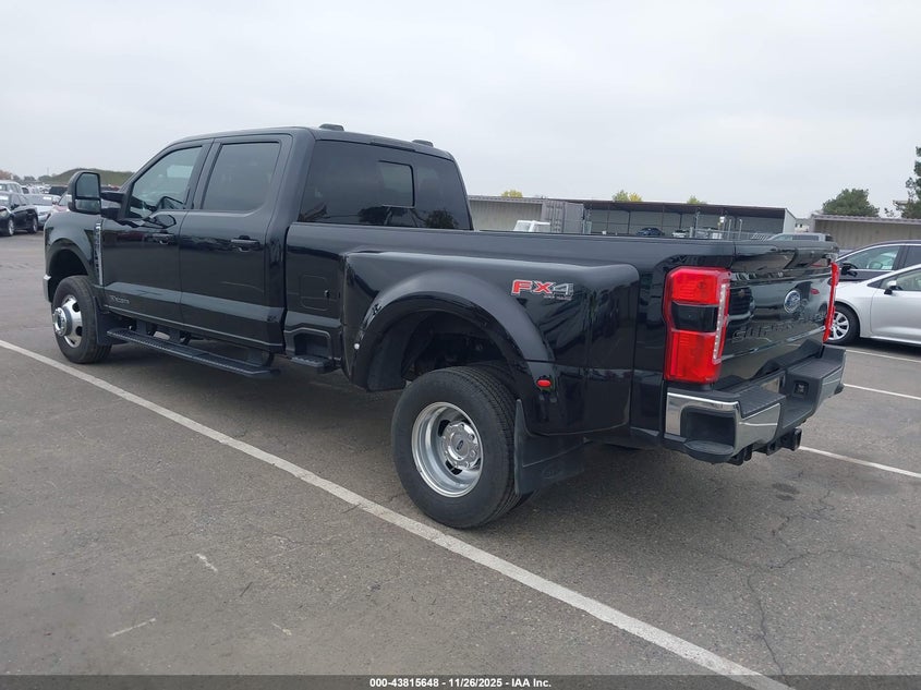 1FD8W3HT1REC01631 2024 FORD F350 photo no. 3