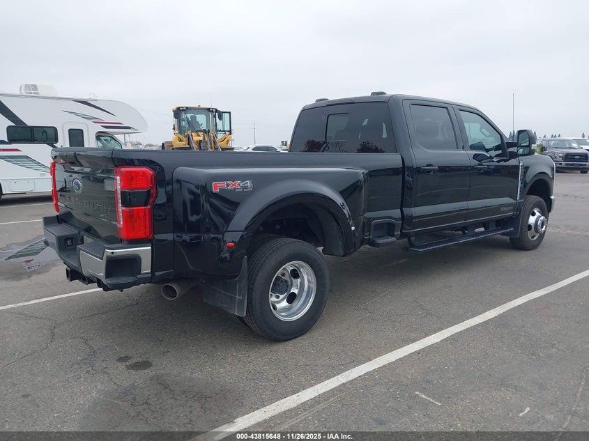 1FD8W3HT1REC01631 2024 FORD F350 photo no. 4