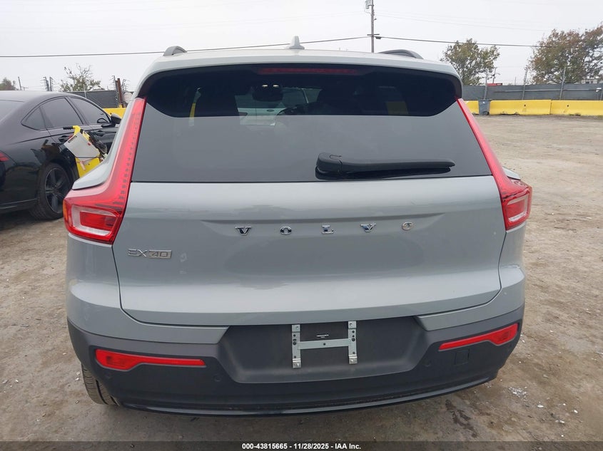 2025 Volvo Ex40 Twin Motor Core VIN: YV4ER3HJXS2504764 Lot: 43815665