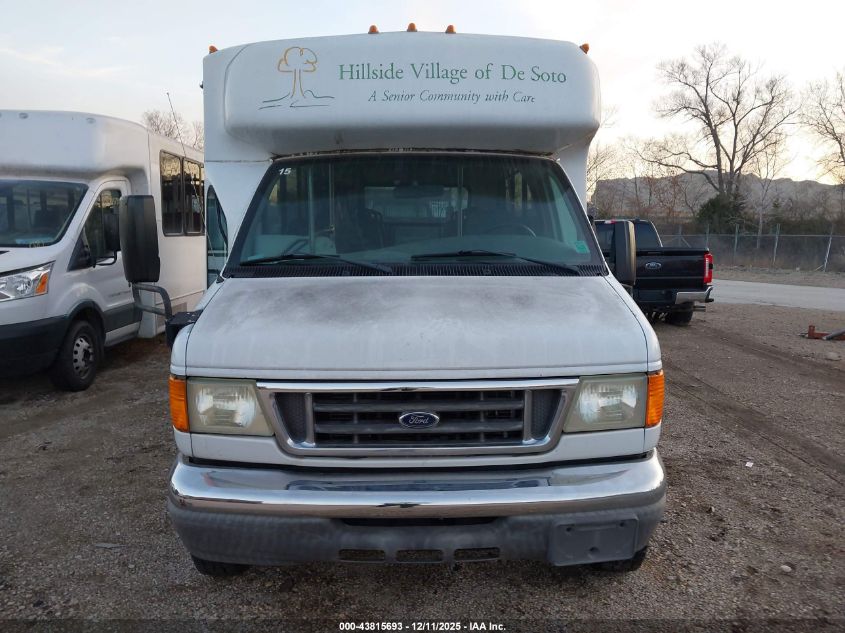 2005 Ford E-450 Cutaway Standard VIN: 1FDXE45PX5HA60109 Lot: 43815693