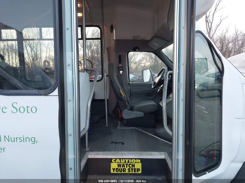 2005 Ford E-450 Cutaway Standard VIN: 1FDXE45PX5HA60109 Lot: 43815693