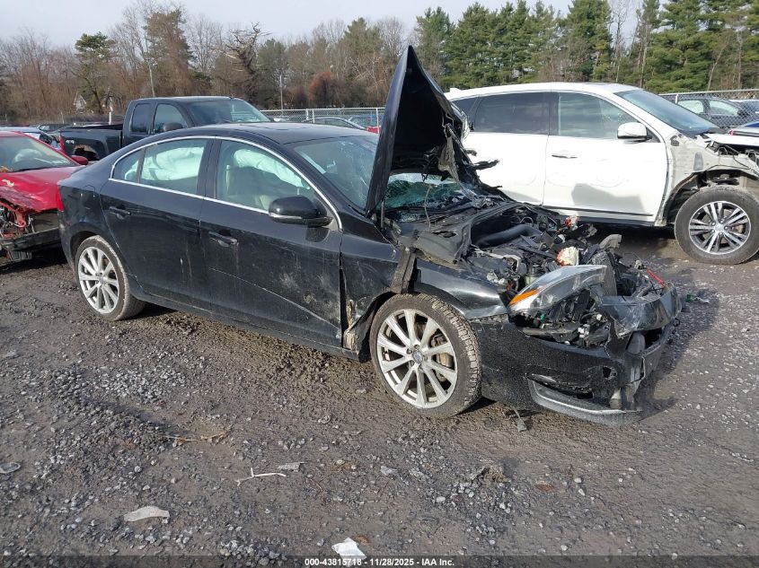 VOLVO S60 T5 PREMIER