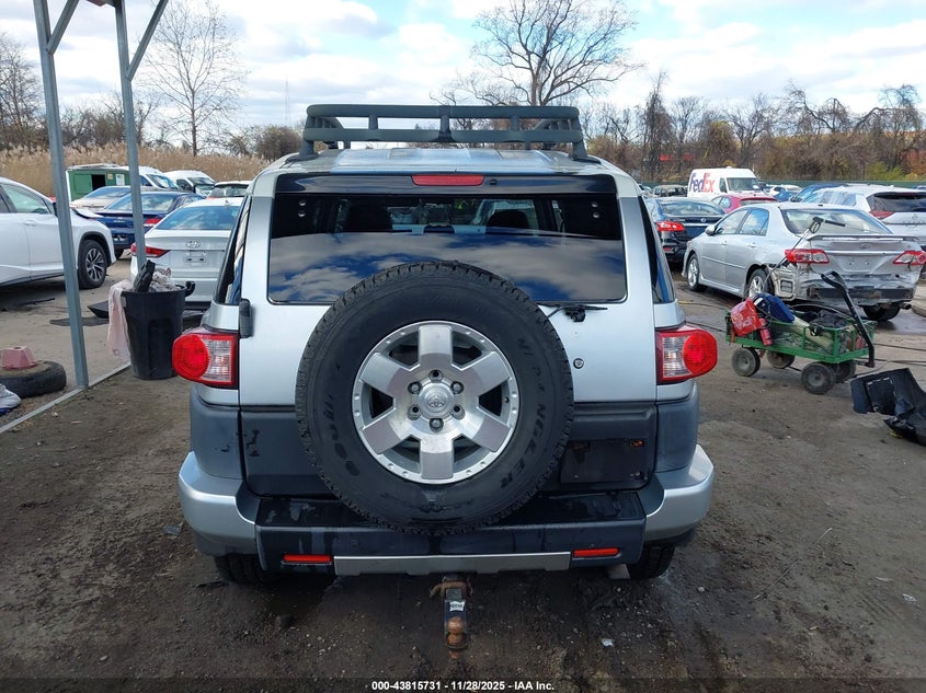 2007 Toyota Fj Cruiser VIN: JTEBU11F470055336 Lot: 43815731
