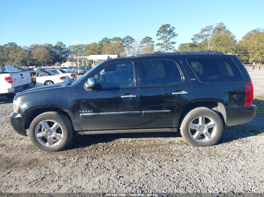 2013 Chevrolet Tahoe Ltz VIN: 1GNSCCE05DR372405 Lot: 43815802