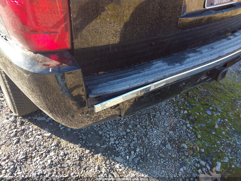 2013 Chevrolet Tahoe Ltz VIN: 1GNSCCE05DR372405 Lot: 43815802