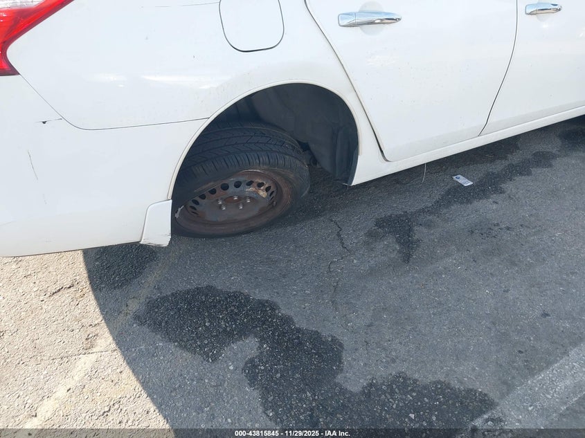 2016 Nissan Sentra S VIN: 3N1AB7AP9GY209677 Lot: 43815845