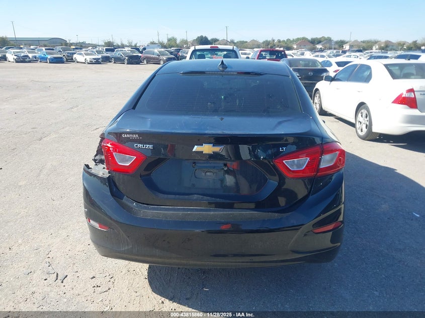 2018 Chevrolet Cruze Lt Auto VIN: 1G1BE5SM8J7171975 Lot: 43815860