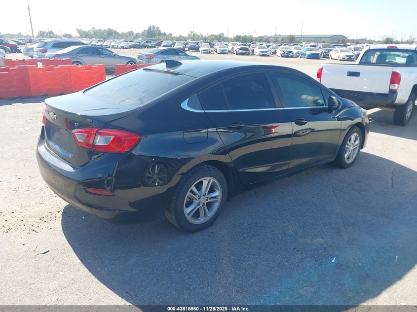 1G1BE5SM8J7171975 2018 CHEVROLET CRUZE photo no. 4