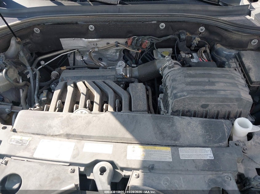 2022 Volkswagen Atlas Cross Sport 3.6L V6 Sel R-Line VIN: 1V2SE2CA9NC212703 Lot: 43815905