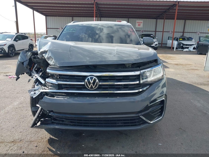 2022 Volkswagen Atlas Cross Sport 3.6L V6 Sel R-Line VIN: 1V2SE2CA9NC212703 Lot: 43815905