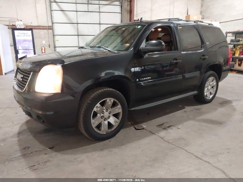 1GKFK13038R120506 2008 GMC YUKON photo no. 2