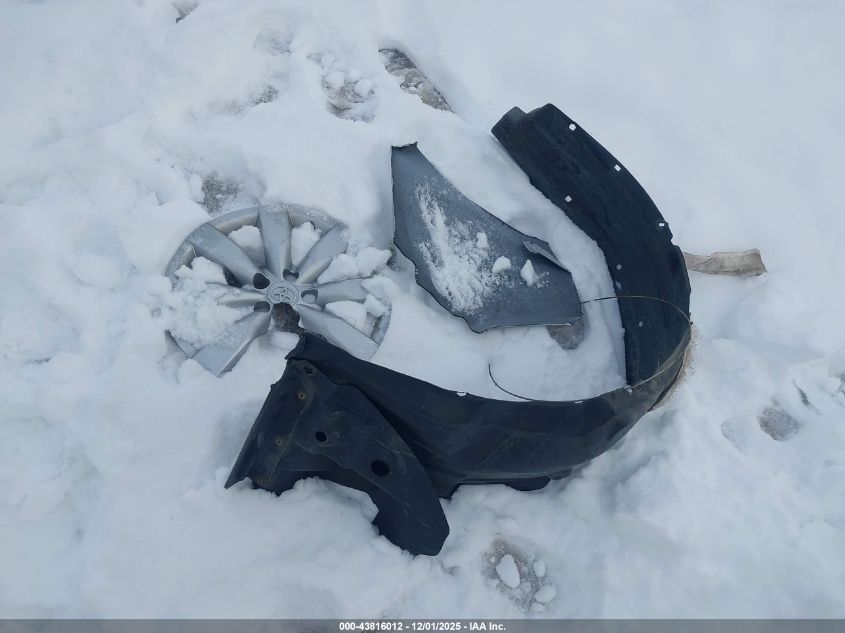 2016 Toyota Corolla Le VIN: 2T1BURHE3GC615580 Lot: 43816012