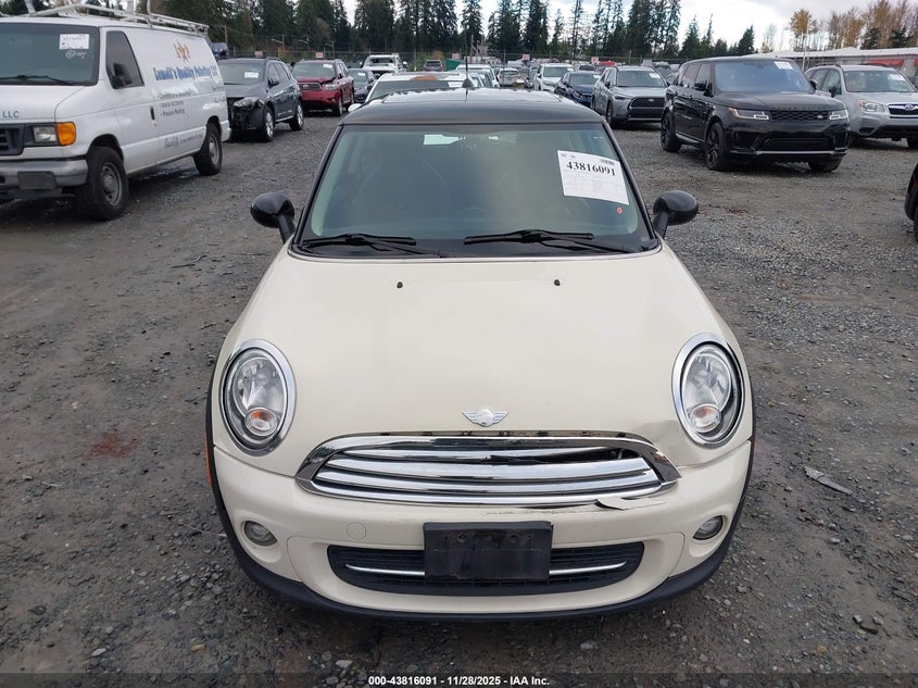 2012 Mini Cooper VIN: WMWSU3C54CT260469 Lot: 43816091