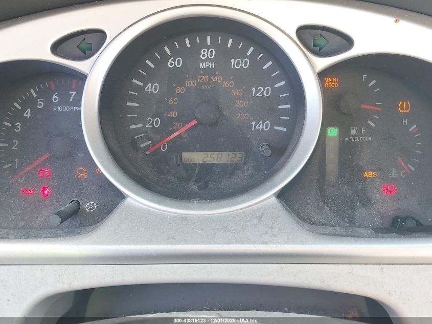 2004 Toyota Highlander Limited V6 VIN: JTEEP21A240035208 Lot: 43816123