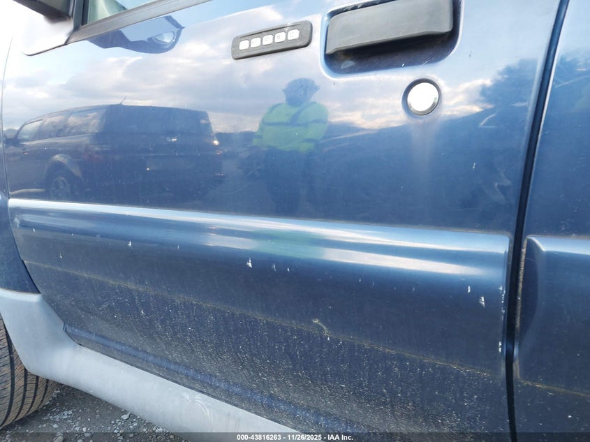 2005 Ford Explorer Sport Trac Adrenalin/Xls/Xlt VIN: 1FMZU67K85UB99204 Lot: 43816263