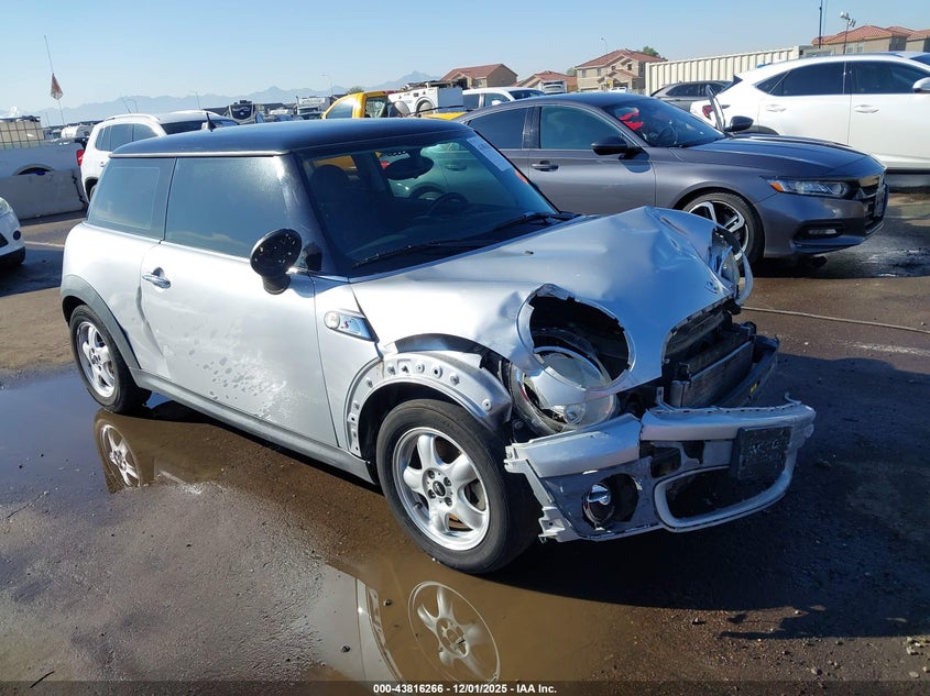 WMWMF3C50ATU79123 MINI COOPER Photo 1