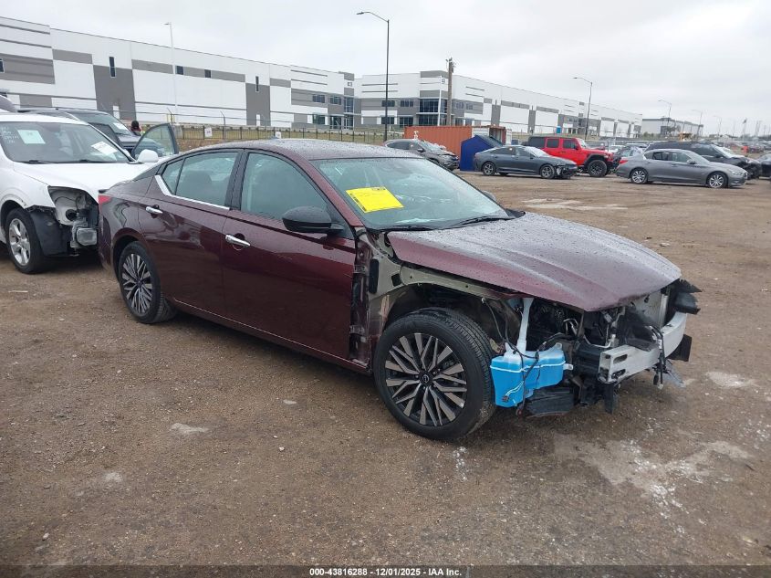 NISSAN ALTIMA SV FWD