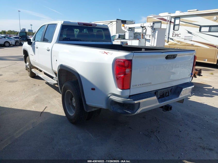 1GC4KTEY4SF339467 2025 CHEVROLET SILVERADO photo no. 3