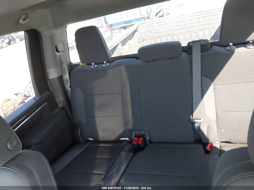 1GC4KTEY4SF339467 2025 CHEVROLET SILVERADO photo no. 6