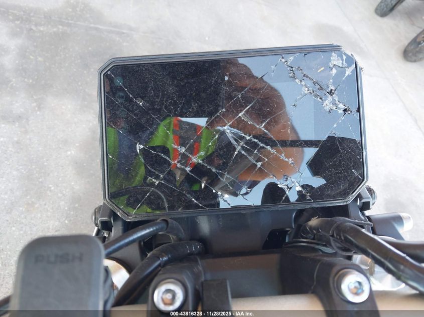 2025 Yamaha Mtn690 VIN: JYARM48E6SA000886 Lot: 43816328