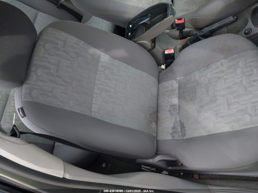 2005 Ford Focus Zx4 VIN: 1FAHP34N55W255419 Lot: 43816398