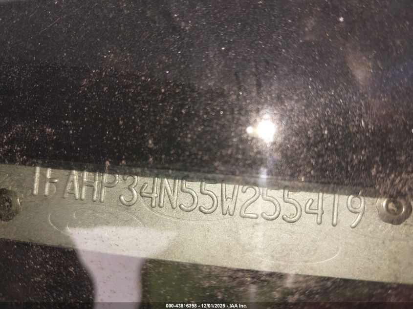 2005 Ford Focus Zx4 VIN: 1FAHP34N55W255419 Lot: 43816398