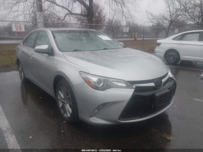 TOYOTA CAMRY HYBRID SE
