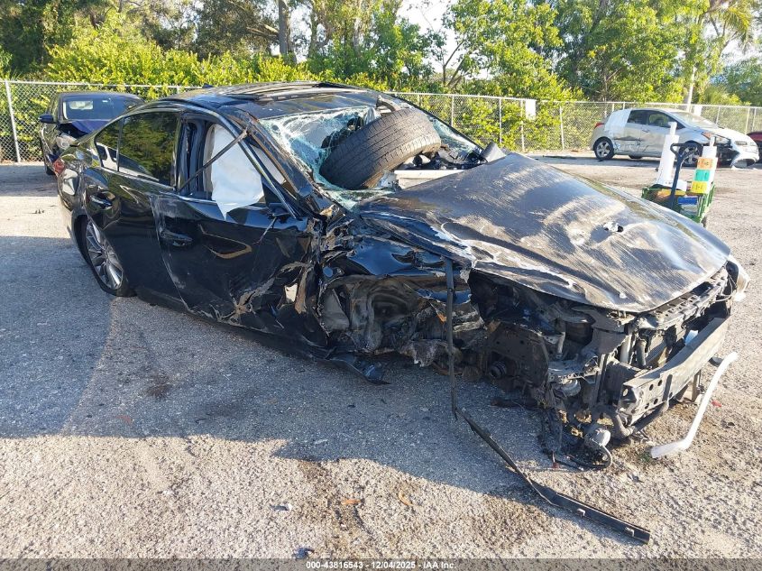 INFINITI Q50 3.0T LUXE