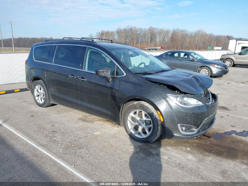 CHRYSLER PACIFICA TOURING PLUS