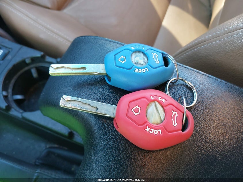 2006 BMW 330Ci VIN: WBABW53456PZ39726 Lot: 43816561