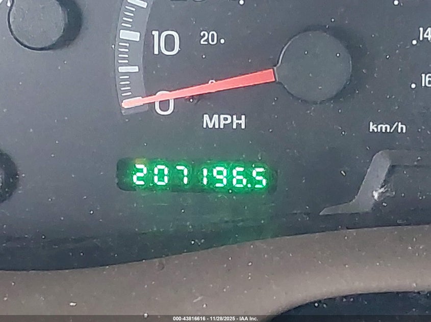 2000 Ford F-150 Lariat/Work Series/Xl/Xlt VIN: 1FTRX18L7YNA16914 Lot: 43816616