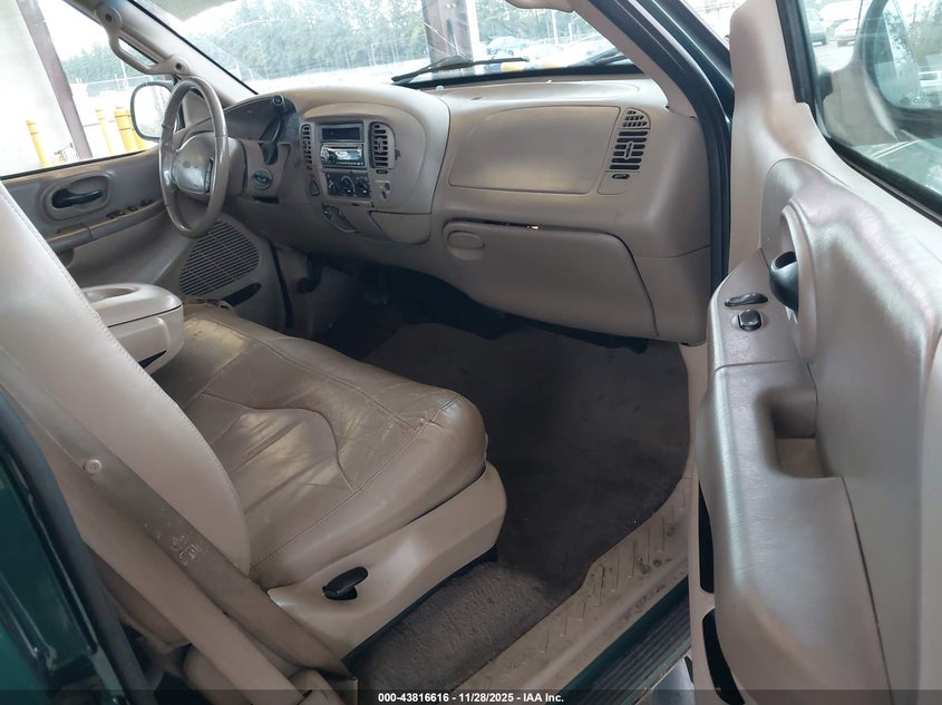 1FTRX18L7YNA16914 2000 FORD F-150 photo no. 5