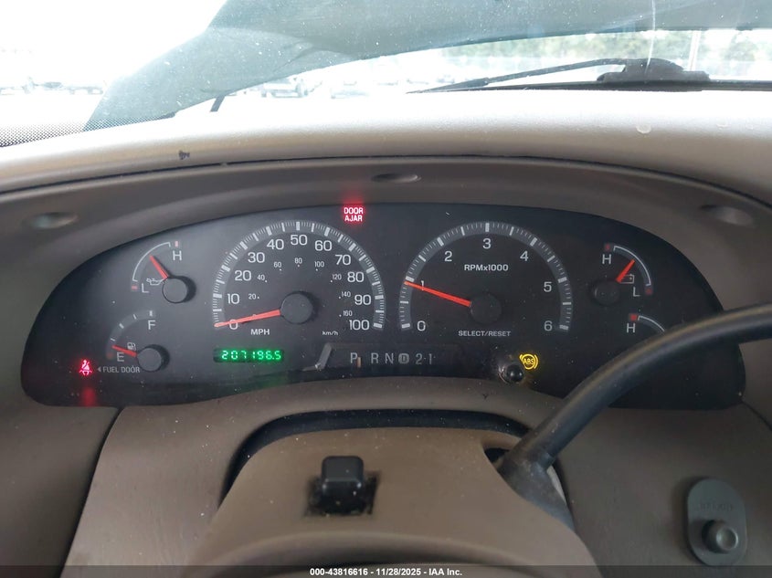 2000 Ford F-150 Lariat/Work Series/Xl/Xlt VIN: 1FTRX18L7YNA16914 Lot: 43816616