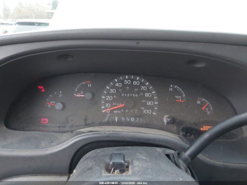 2003 Ford E-350 Super Duty Xl/Xlt VIN: 1FBSS31L33HA49460 Lot: 43816630