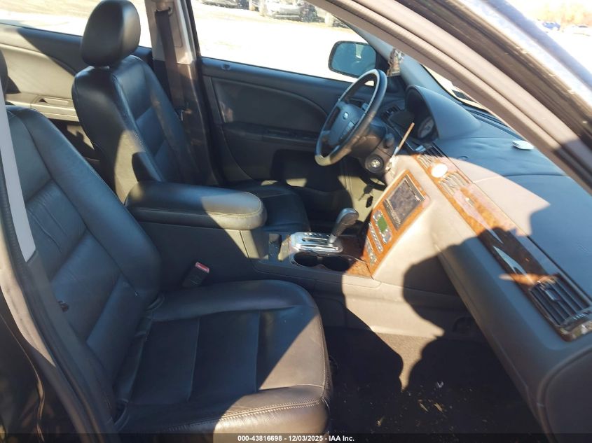 1FAFP28145G188976 2005 FORD FIVE HUNDRED photo no. 5