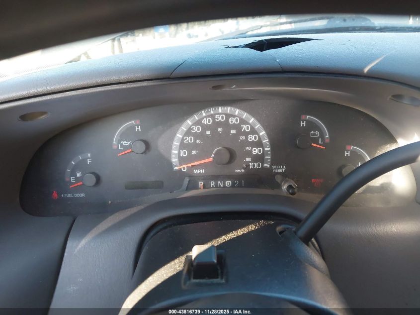 2004 Ford F-150 Heritage Xl/Xlt VIN: 2FTRF17284CA87390 Lot: 43816739