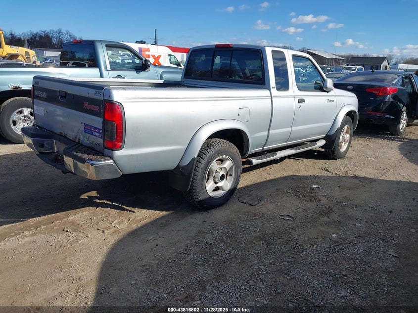 1N6ED26Y7YC412605 2000 NISSAN NAVARA (FRONTIER) photo no. 4