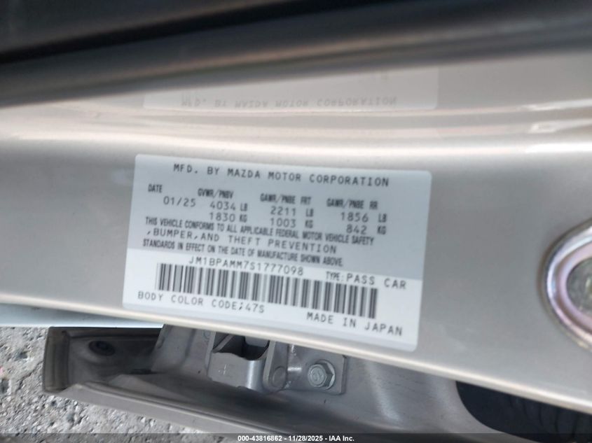 2025 Mazda Mazda3 2.5 S Preferred VIN: JM1BPAMM7S1777098 Lot: 43816862