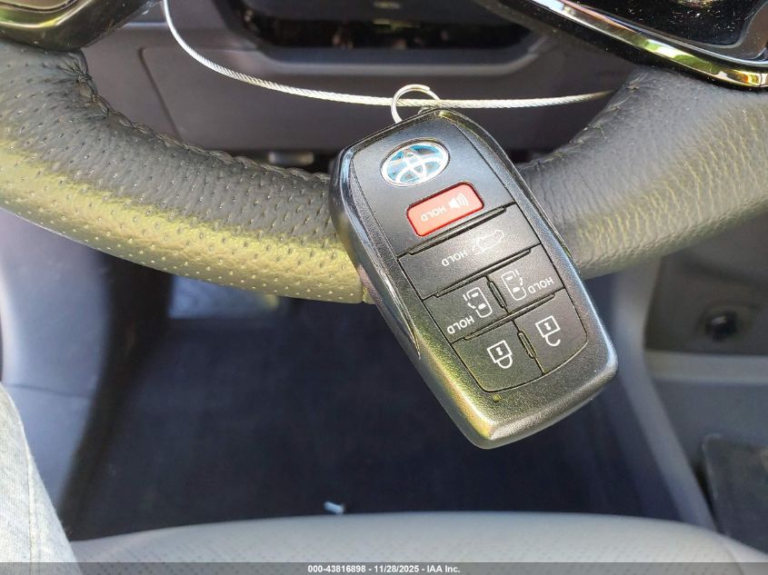 2023 Toyota Sienna Limited VIN: 5TDZSKFC7PS086557 Lot: 43816898