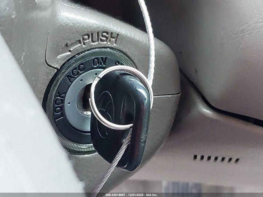 2003 Toyota Camry Le VIN: 4T1BE32K23U764158 Lot: 43816907