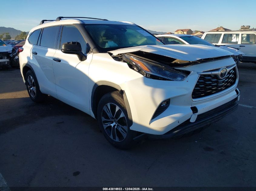 TOYOTA HIGHLANDER XLE