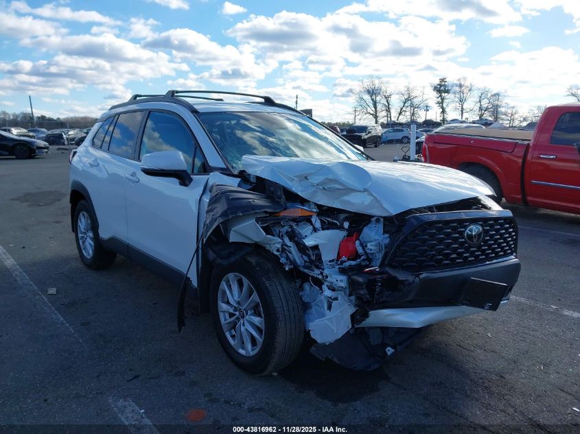 TOYOTA COROLLA CROSS LE