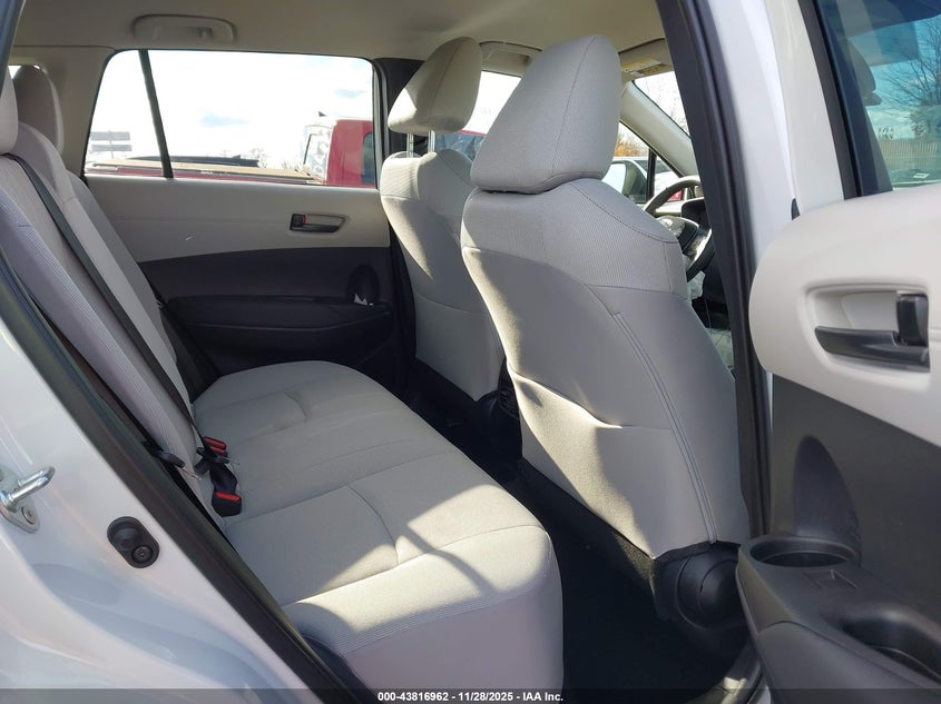 2024 Toyota Corolla Cross Le VIN: 7MUCAABG1RV100960 Lot: 43816962