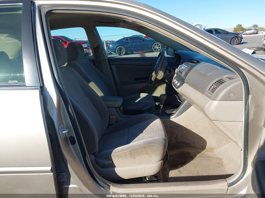 2005 Toyota Camry Le