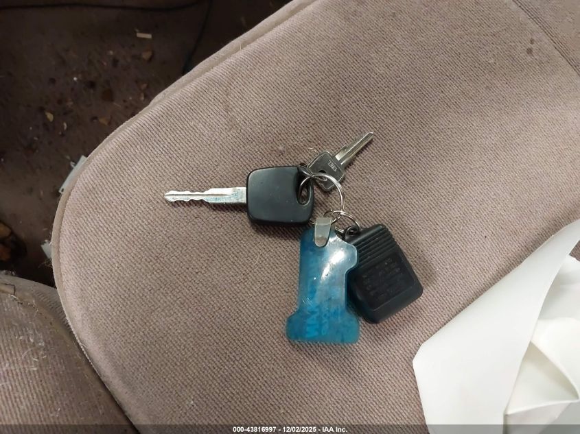 1998 Ford Expedition Eddie Bauer/Xlt VIN: 1FMRU18W6WLA93281 Lot: 43816997