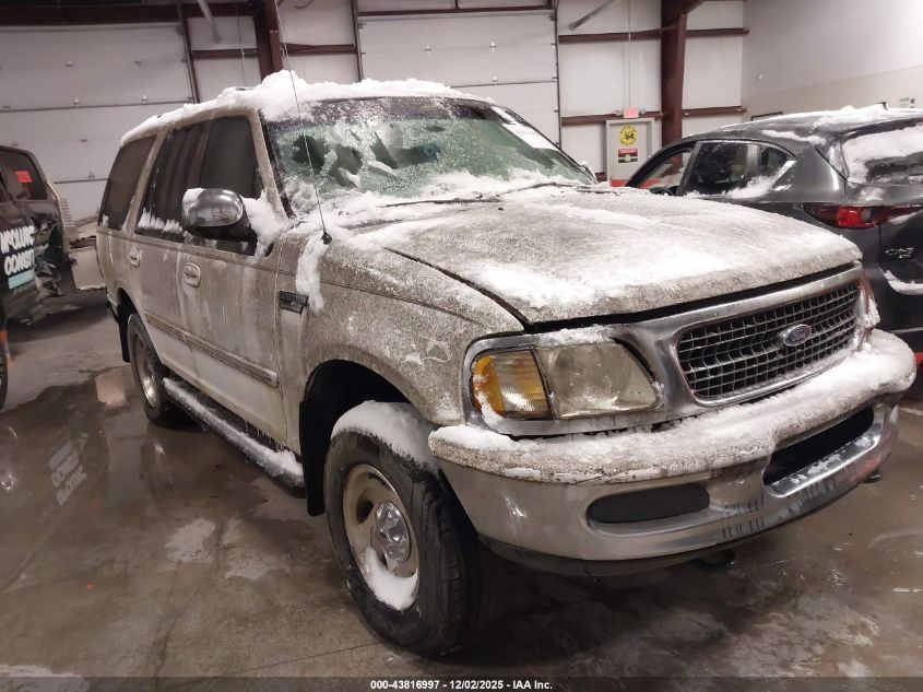 1998 Ford Expedition Eddie Bauer/Xlt VIN: 1FMRU18W6WLA93281 Lot: 43816997