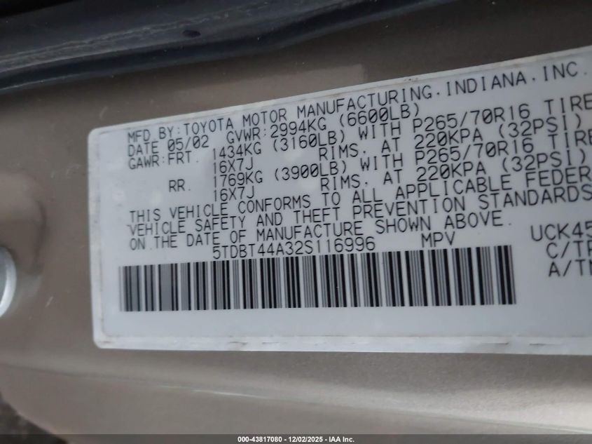 2002 Toyota Sequoia Sr5 V8 VIN: 5TDBT44A32S116996 Lot: 43817080